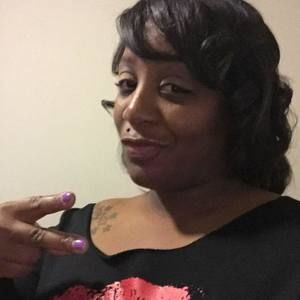 Meet your Posher, Sharonda