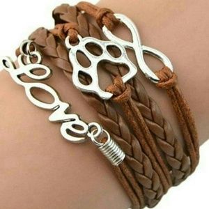 NWOT Love Paw Infinity bracelet