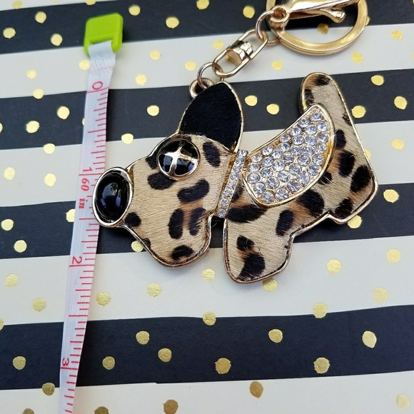 🔥SALE🔥BROWN TERRIER JEWELED DOG KEYCHAIN - Picture 3 of 3