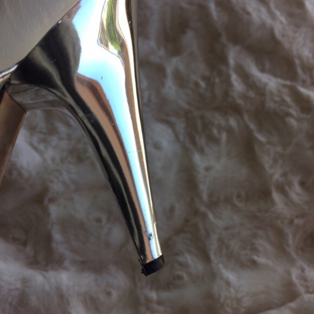 Peep Toe Heels In Color Block Style - image 4