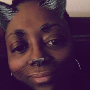 Meet your Posher, Anitra