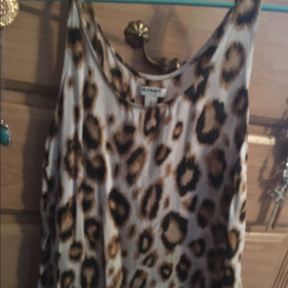 Leopard print tank.