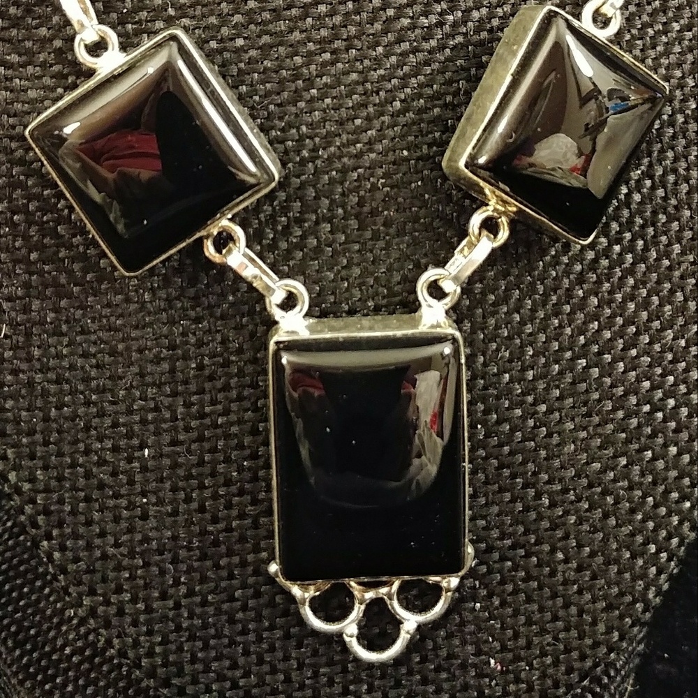 Necklace - Picture 2 of 2