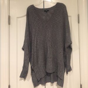 V-neck light weight sweater