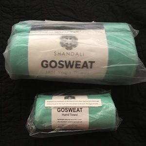 NWT Shandali GOSWEAT Hot Yoga Towels in Teal