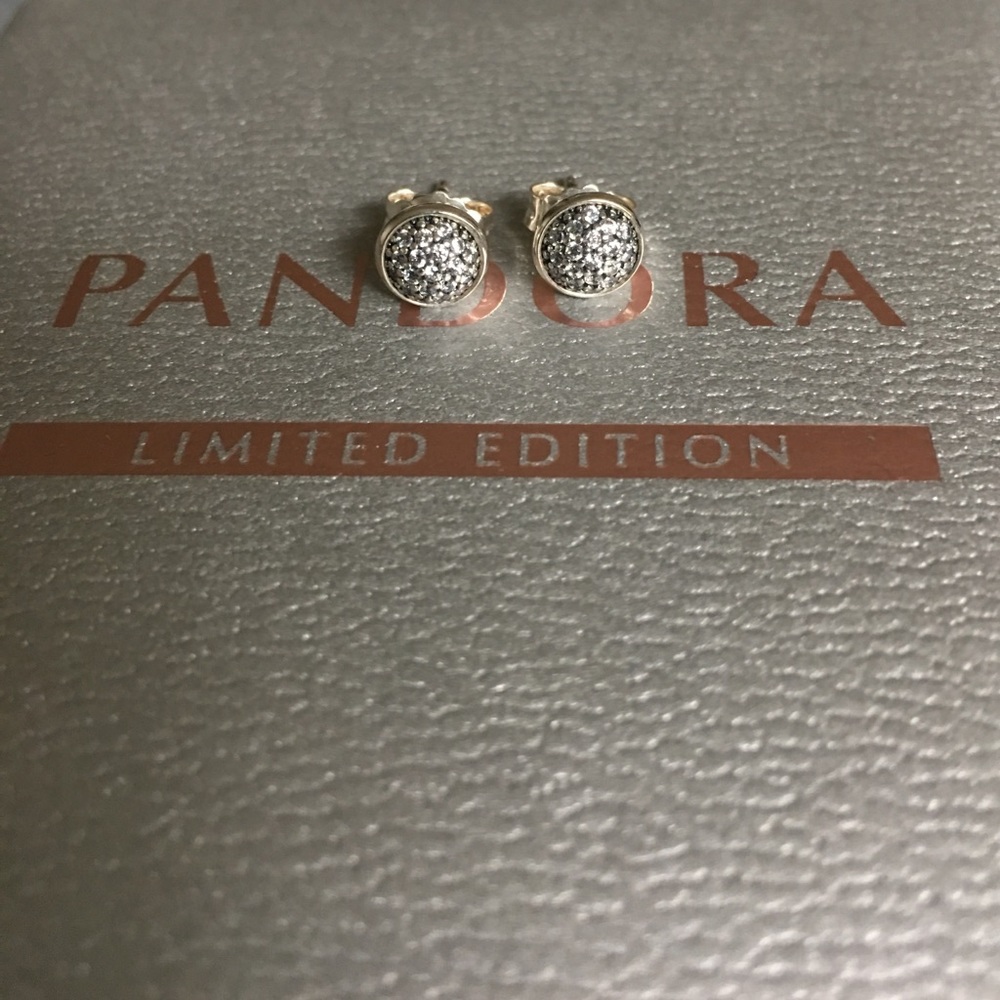 Pandora circle bezel earrings