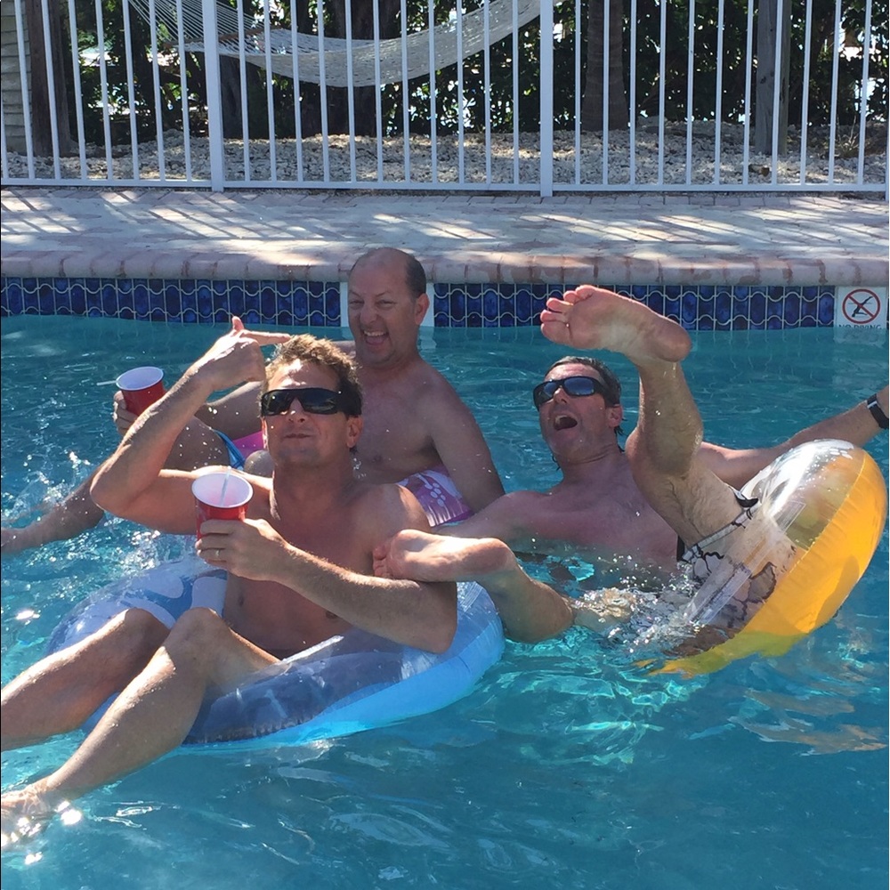 Meet your Posher, Athena