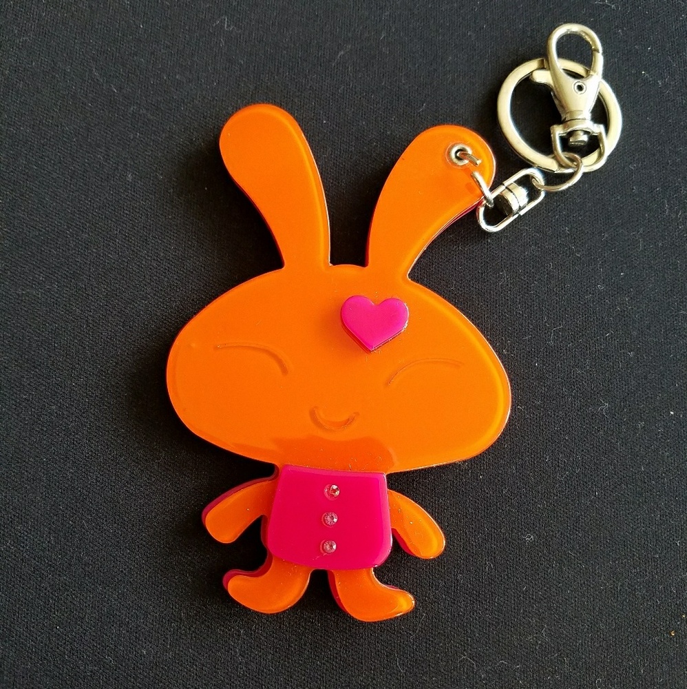 🔥SALE🔥 5/$25 RABBIT MIRROR COMPACT/KEYCHAIN