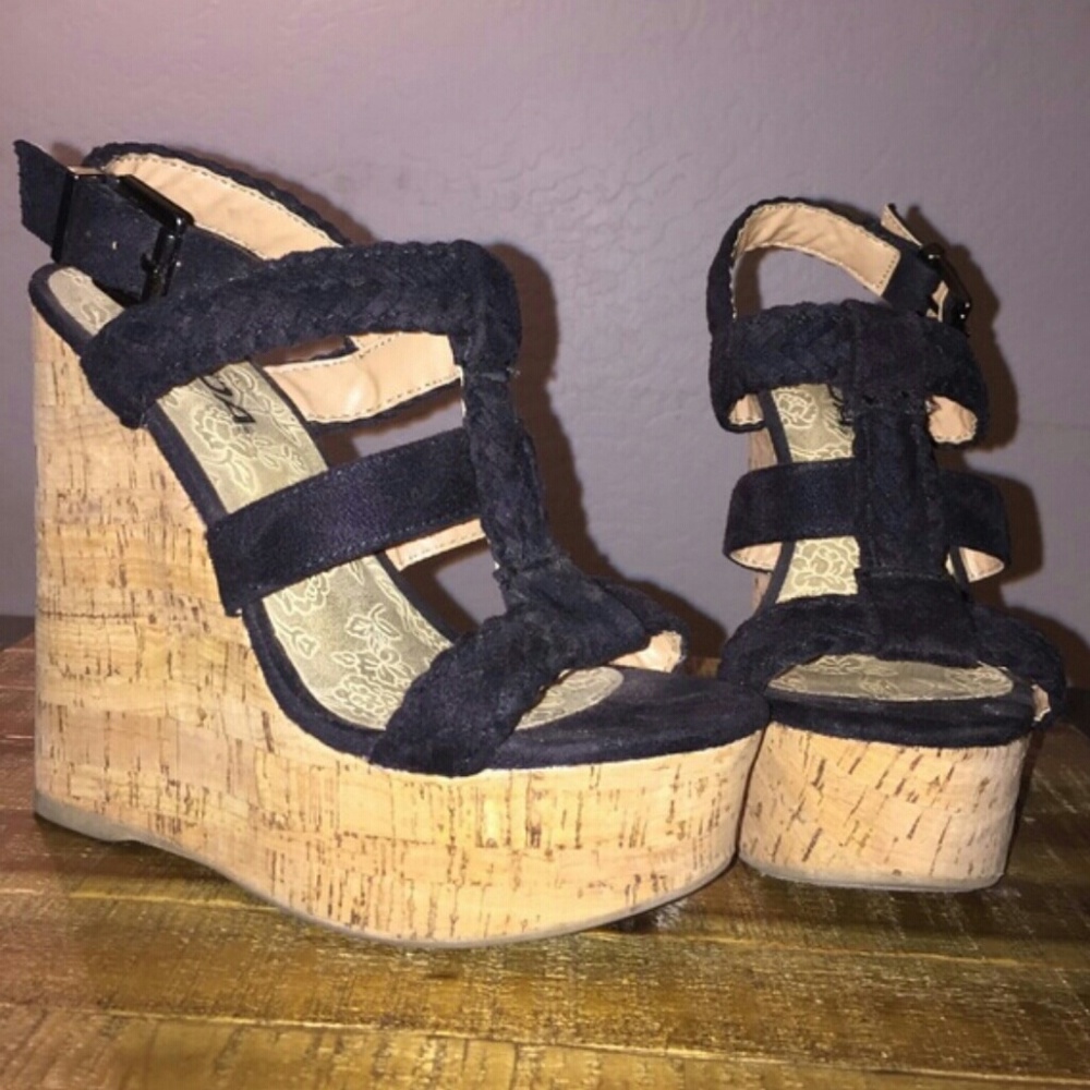 Soda platform wedges