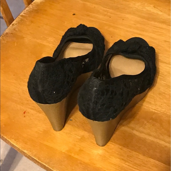 Crotchet wedges - Picture 3 of 4