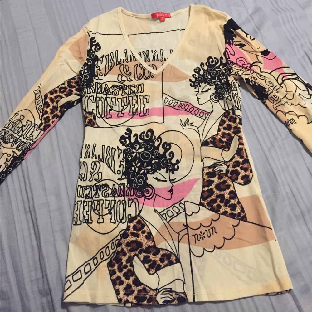 Colorful vintage 3/4 sleeve top