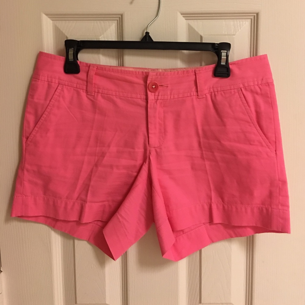 Lilly Pultizer Callahan Shorts (firm price)