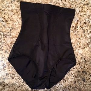 Victoria's Secret High-Waisted Shaper