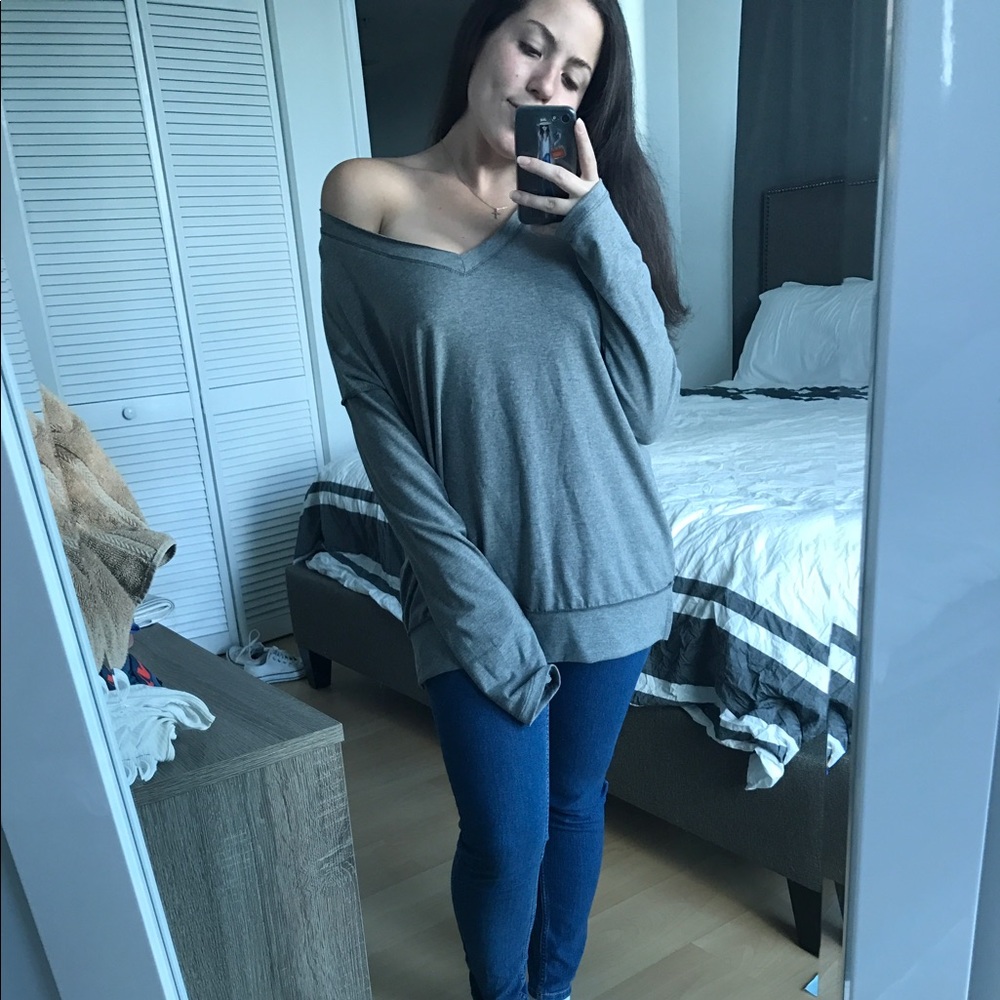 long sleeve v cut top Lulus topi FP