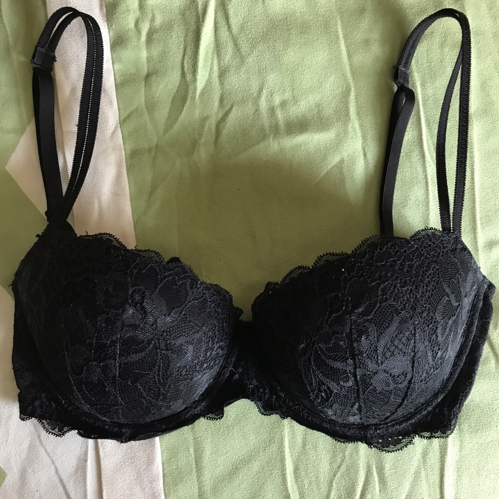 32dd VS bra