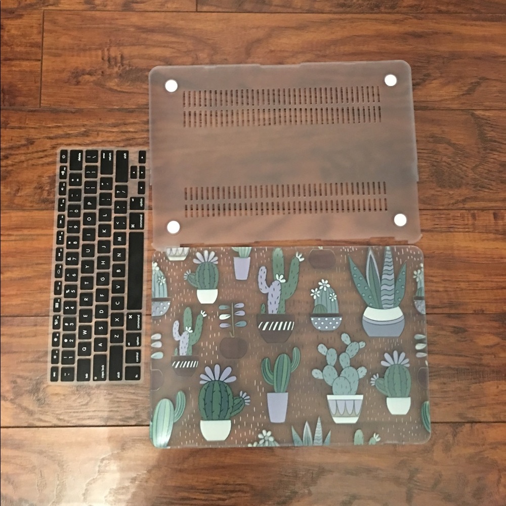 Cactus MacBook Air 13 inch case! ❤🌵