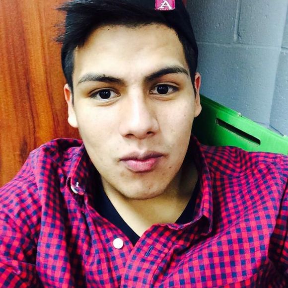 Meet your Posher, Manuel - Picture 1 of 1