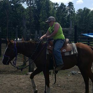 Meet your Posher, Chris nicole