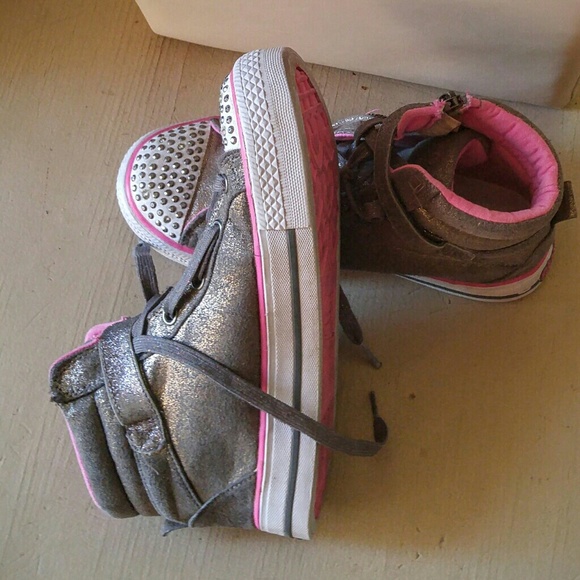 Skeachers - Picture 2 of 4