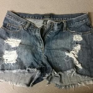Denim cut off shorts, super cute!!!