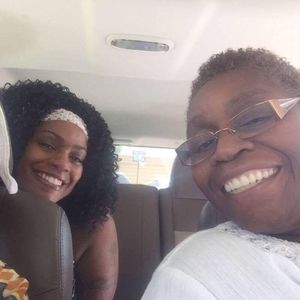 Meet your Posher, Deborah