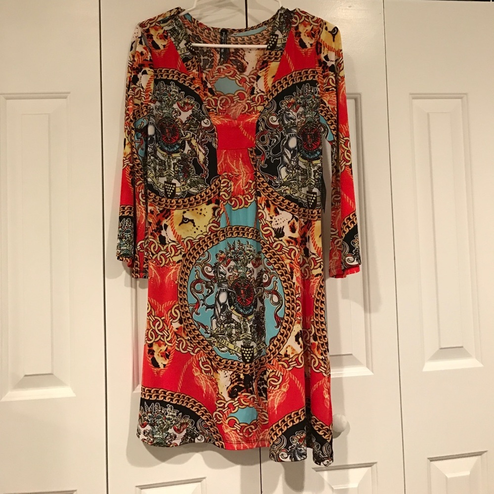 White Mark Large Detailed party dress
