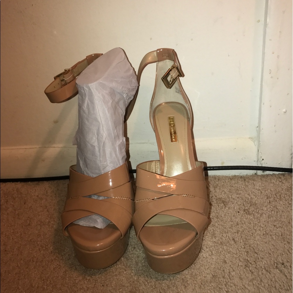 Bcbg size 91/2