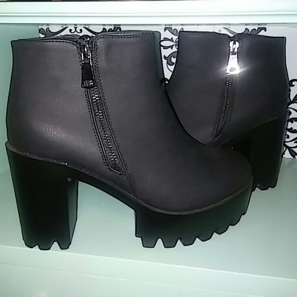 Black Platform Boots