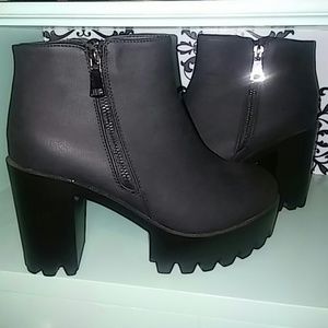 Black Platform Boots