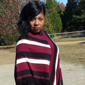 Meet your Posher, Sharon