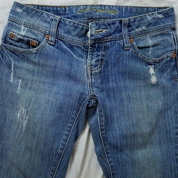 American Eagle distressed capri - Picture 2 of 5