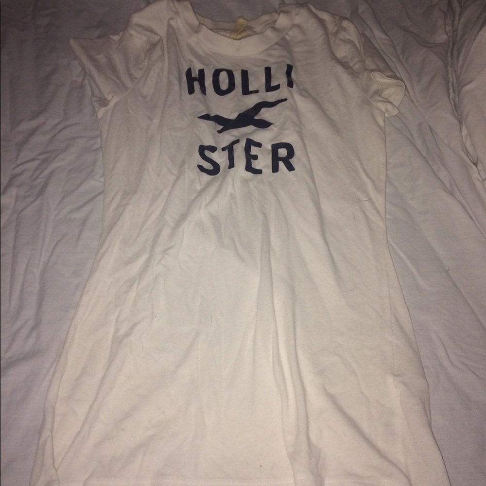 Women's white Hollister top