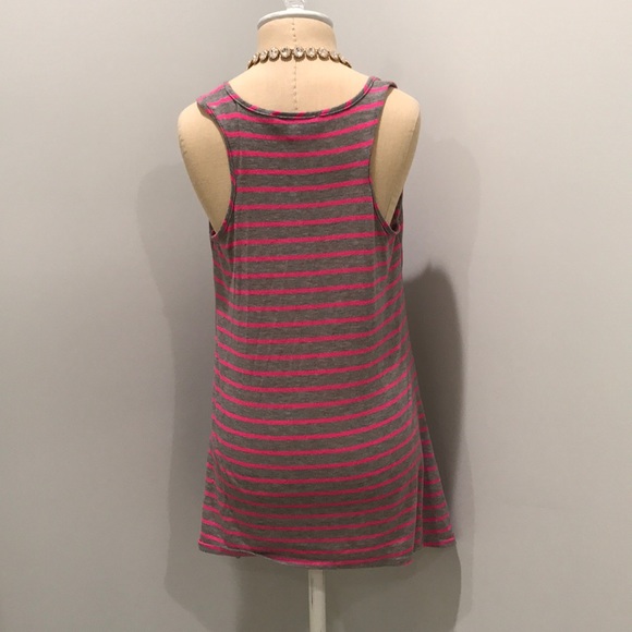 💯✅ AUTHENTIC OLIVE & OAK STRIPED TANK W/ POCKET - Picture 5 of 6