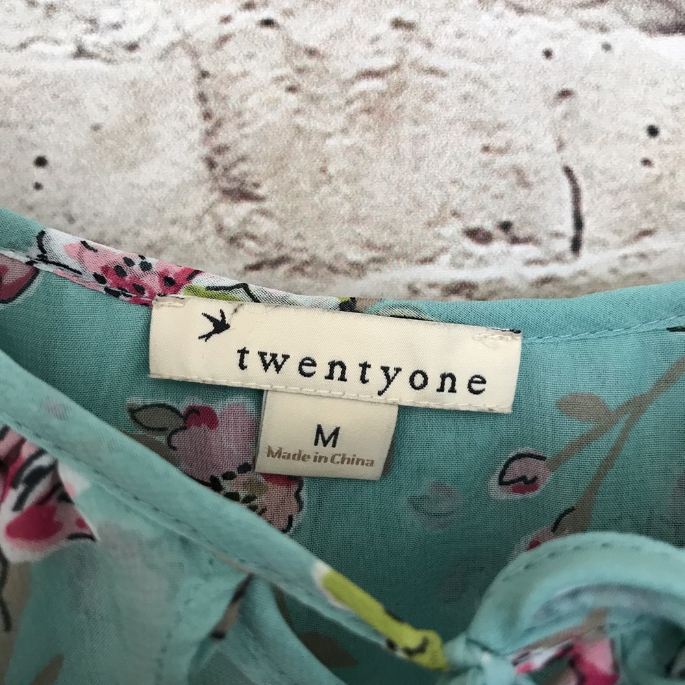 Twentyone Forever21 Mint Floral Blouse Sz Medium - Picture 5 of 8