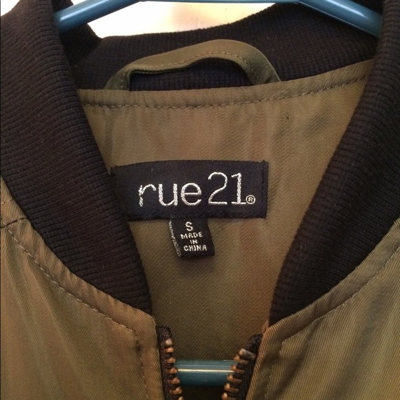 Bomber jacket - Picture 4 of 4