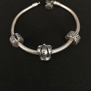 Pandora Royal Crown Charm