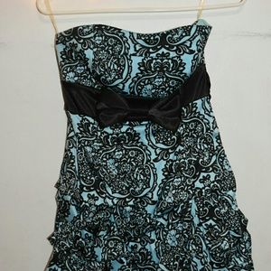 BOW DRESS