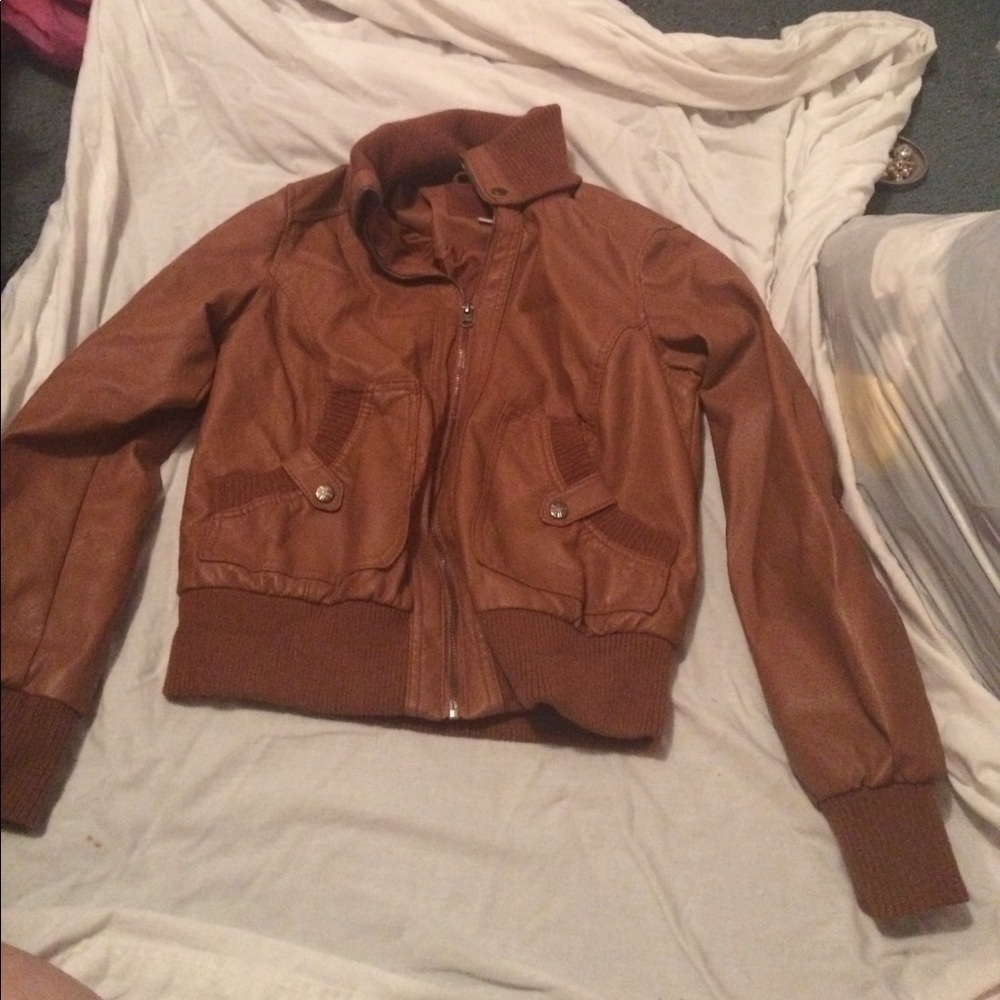 Women's leather jacket, smoke free home! Worn 1x