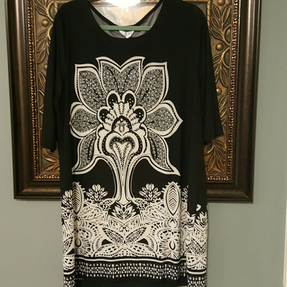 5th LOVE dress, rhinestone black and white floral