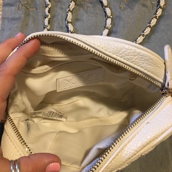 Forever 21 small white bag - Picture 2 of 2