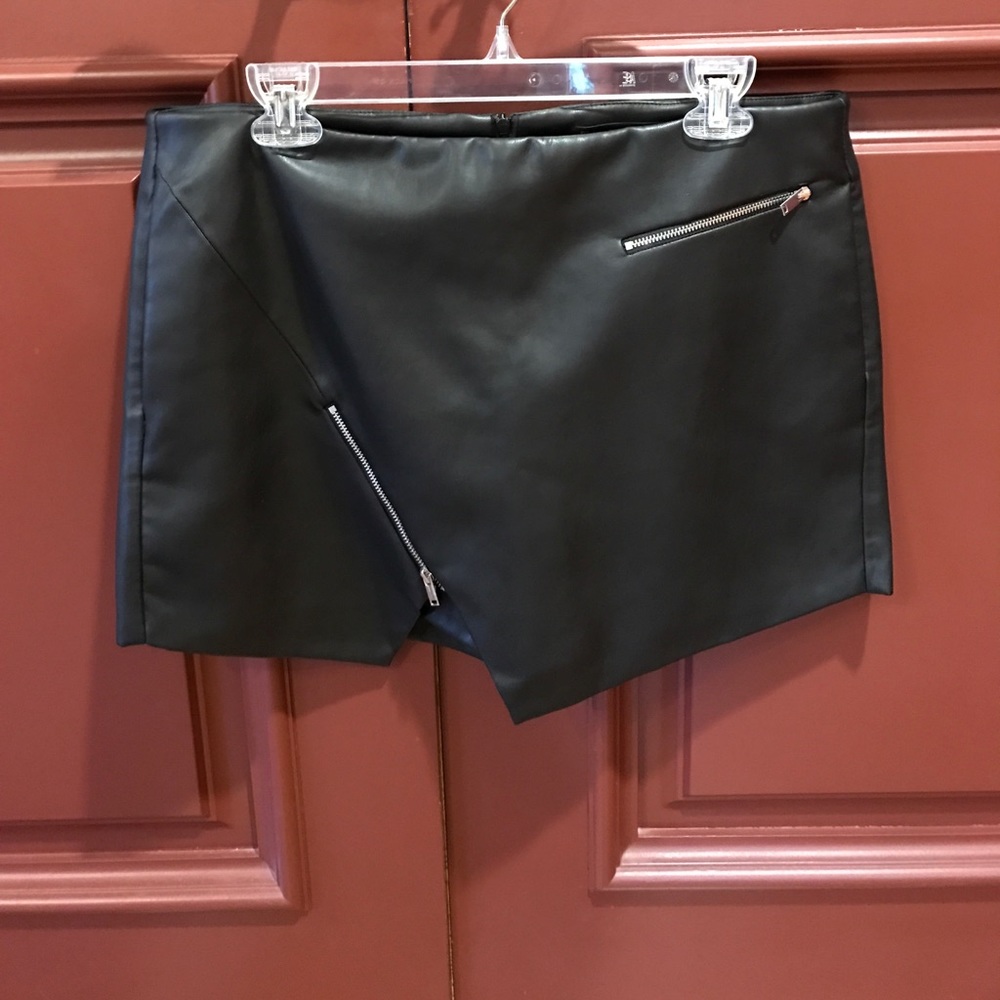 A leather black skort from Zara.