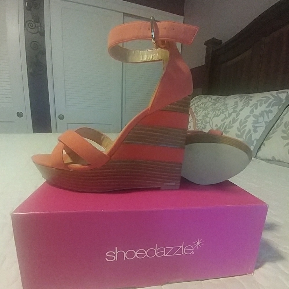 Wedge sandals