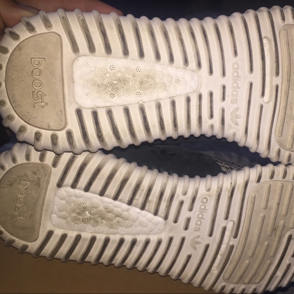 YEEZY 350 BOOST TURTLE DOVE SIZE 8 AUTHENTIC - Picture 4 of 7