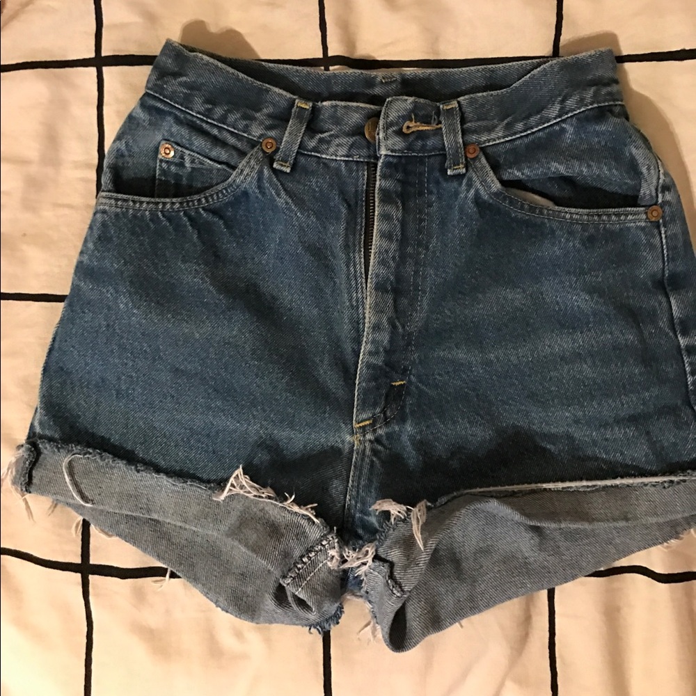 Vintage high waisted shorts Lee