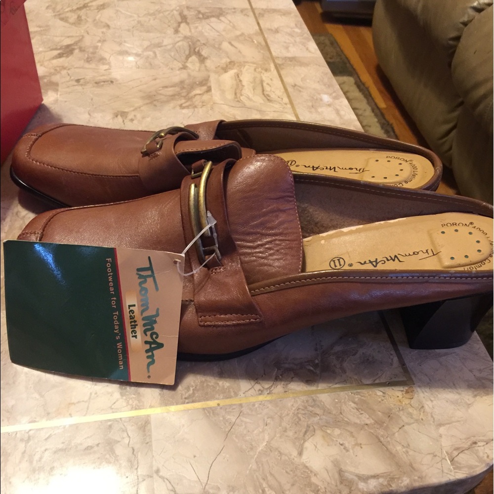Shoes - Picture 2 of 3