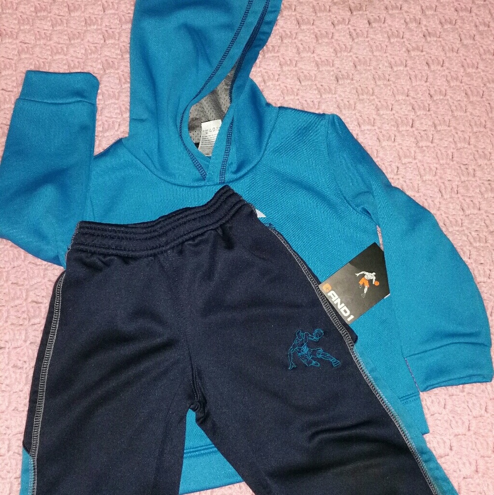 Matching pants and hoodie set