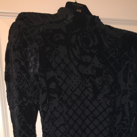BALMAIN X. H&M BLACK LONG SLEEVE VELVET DRESS🔥 - Picture 6 of 6