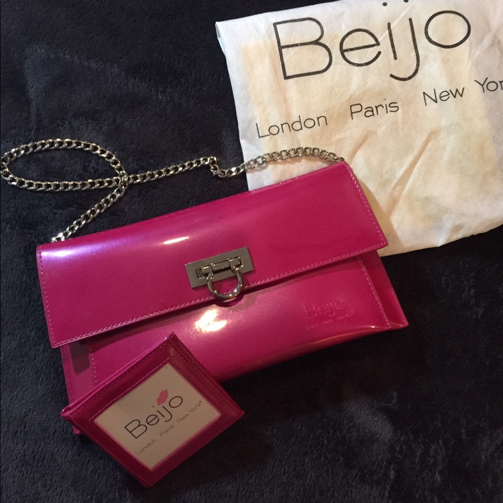 Beijo Raspberry Clutch