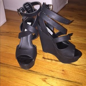 All black Steve Madden wedges