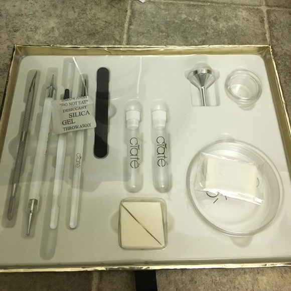Ciate Nail Lab Kit - Picture 4 of 8